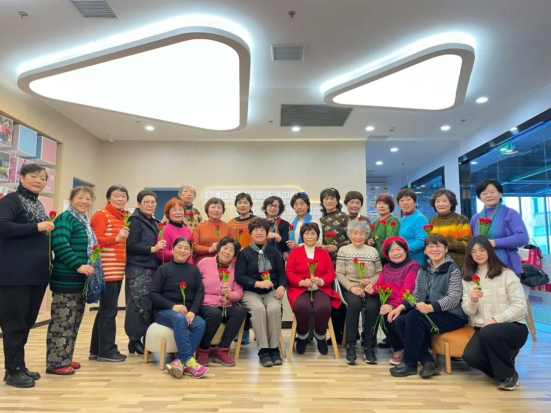 团结带领妇女建功新时代，为杨浦贡献“半边天”力量 | 学思践悟二十大 谋划发展新蓝图⑬
