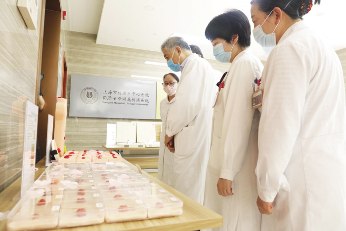 护士"小发明"发挥大作用 护理界也有".