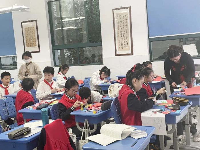 59ZKCN1I327@`VDC8A5`ZI5.png