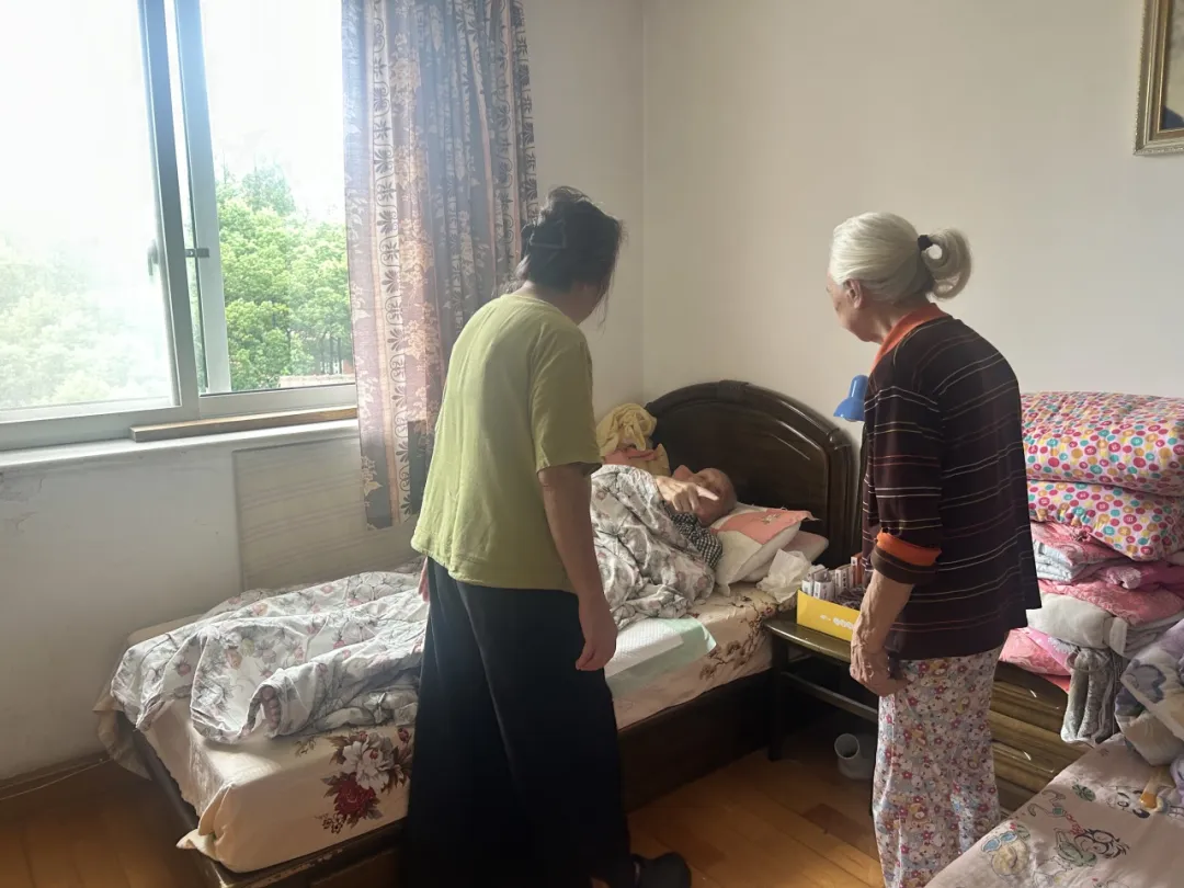 从“难为情”到“舒服开心” 我区多方合力 守护失能老人体面沐浴“头等大事”