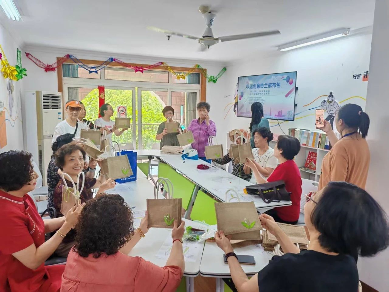 传承非遗技艺，展示女性风采