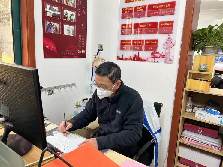 杨浦区金雁书记周飙飚：他为社区操碎了心