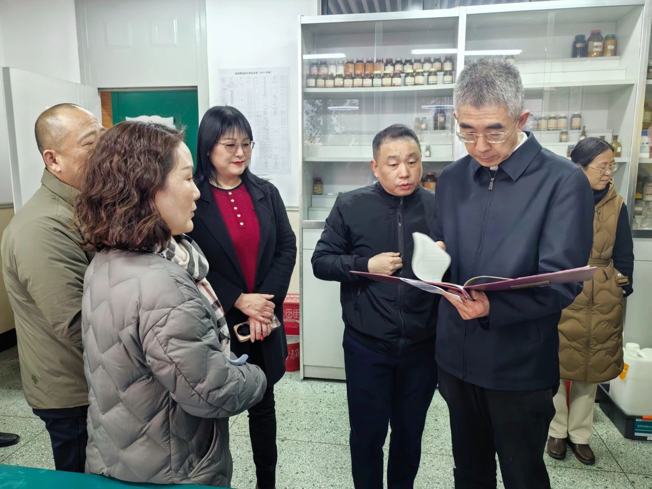 王浩副区长赴上海理工大学附属初级中学调研